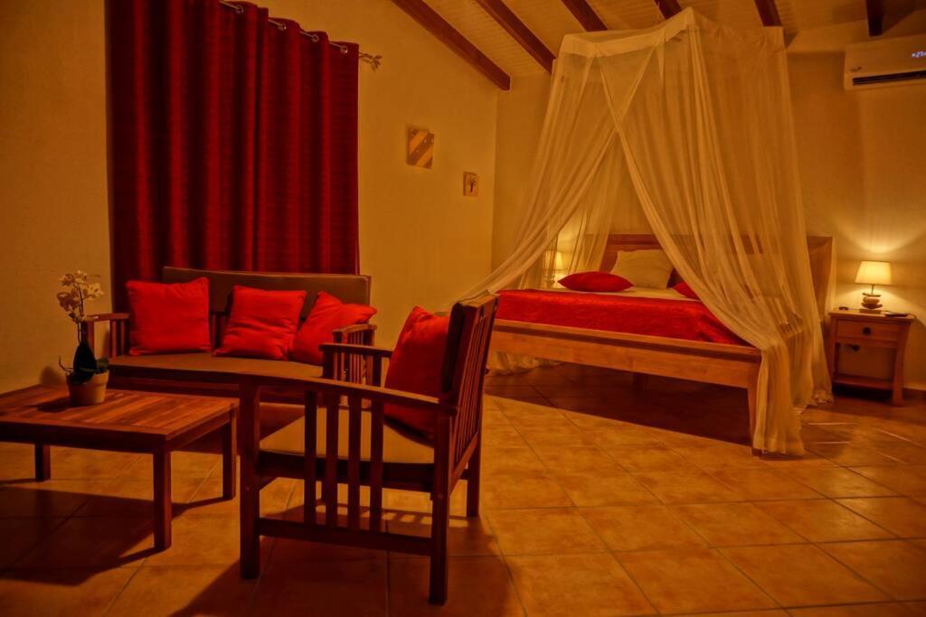 Ti Coin Relax Bungalow Vue Mer Piscine Privee Saint-Francois  Exterior foto